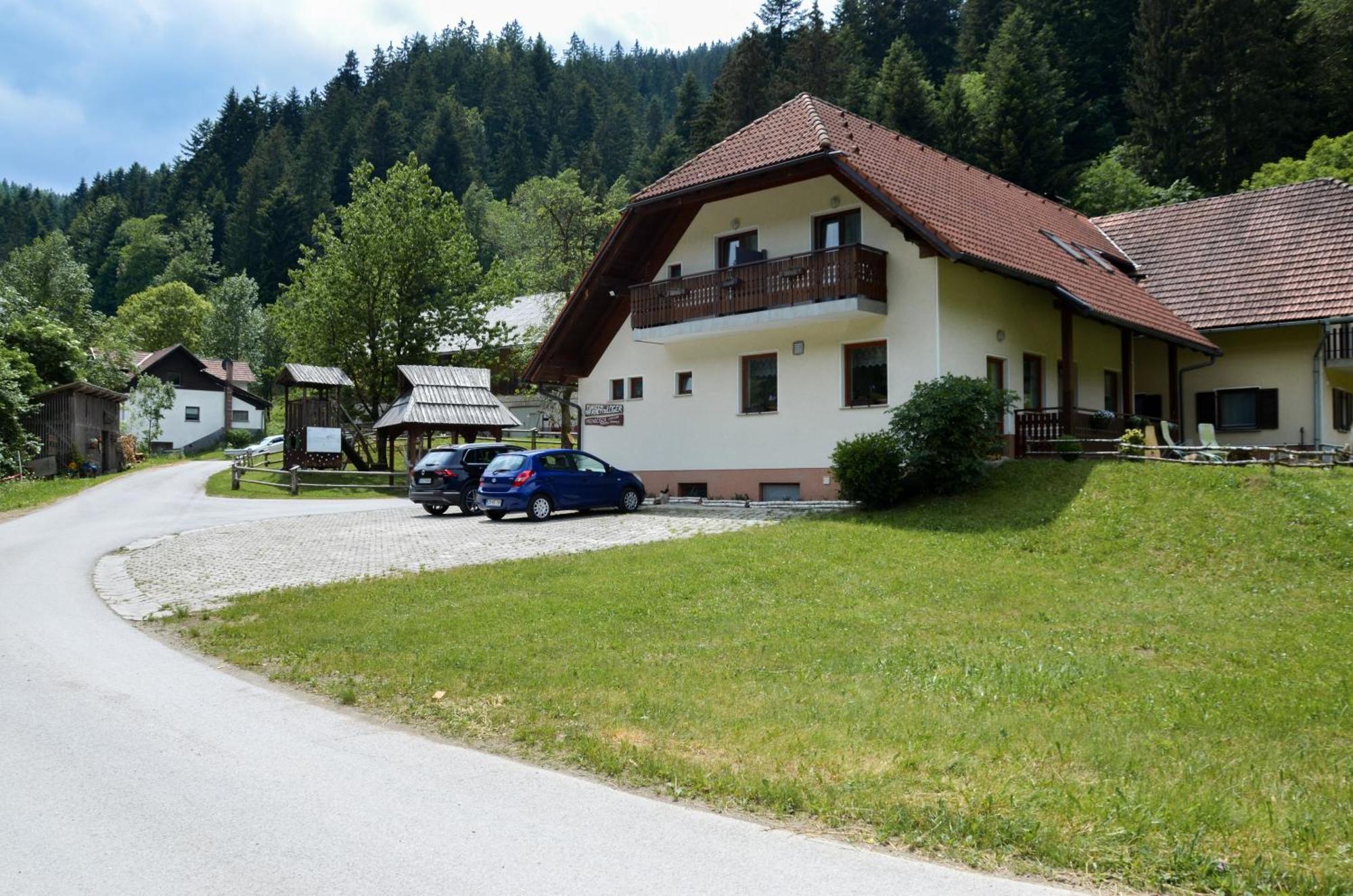Farm Stay Loger Ljubno Exterior photo